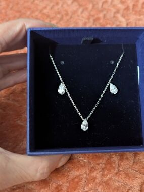 Swarovski Silver Teardrop Crystal Necklace and Earrings Set